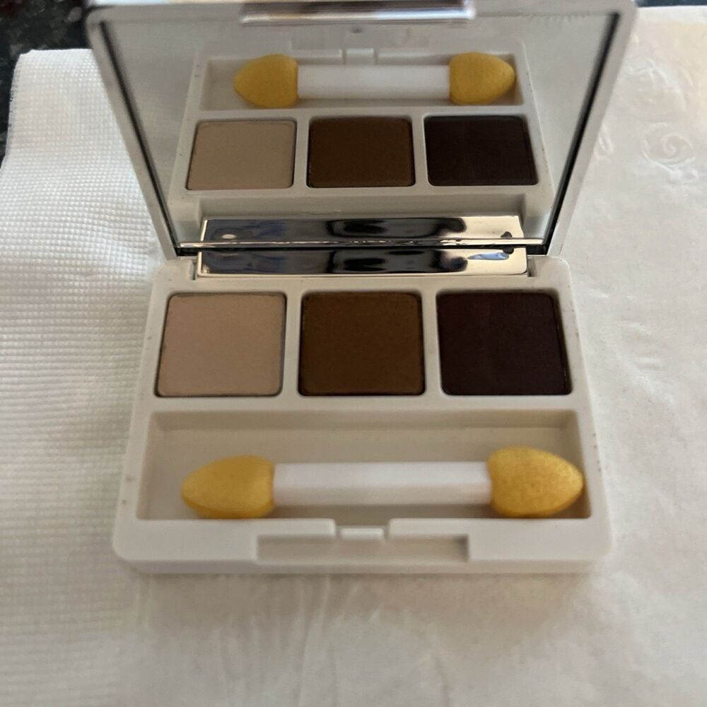Clinique All About Shadow Trio~2P Mink~43 Golden Brown ~2E Mushroom